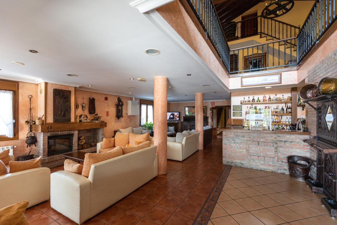 Hotel & Spa Villa De Mestas Mestas De Con Exteriör bild